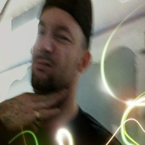 Meet your Posher, Dustin